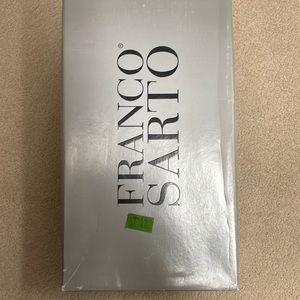 Italian leather side zip boots